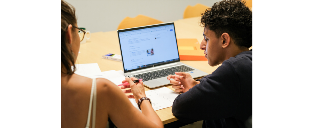Pro&rsquo;pulse commerce vente et distribution: un parcours individualisé vers l&rsquo;apprentissage.